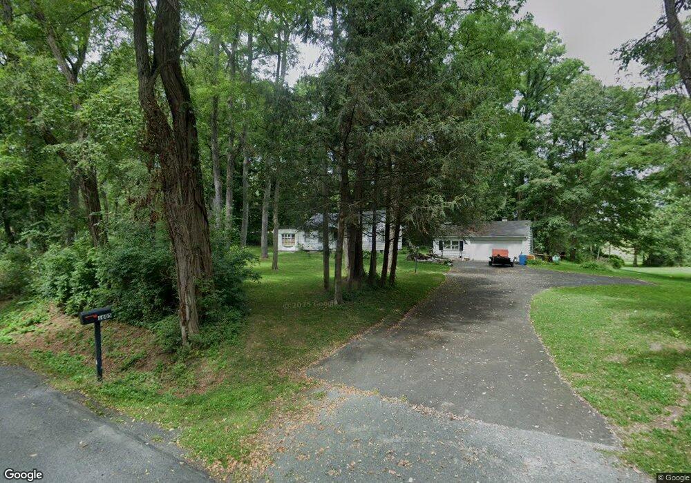 1605 Duck Pond Rd, Schodack Landing, NY 12156 - photo 1