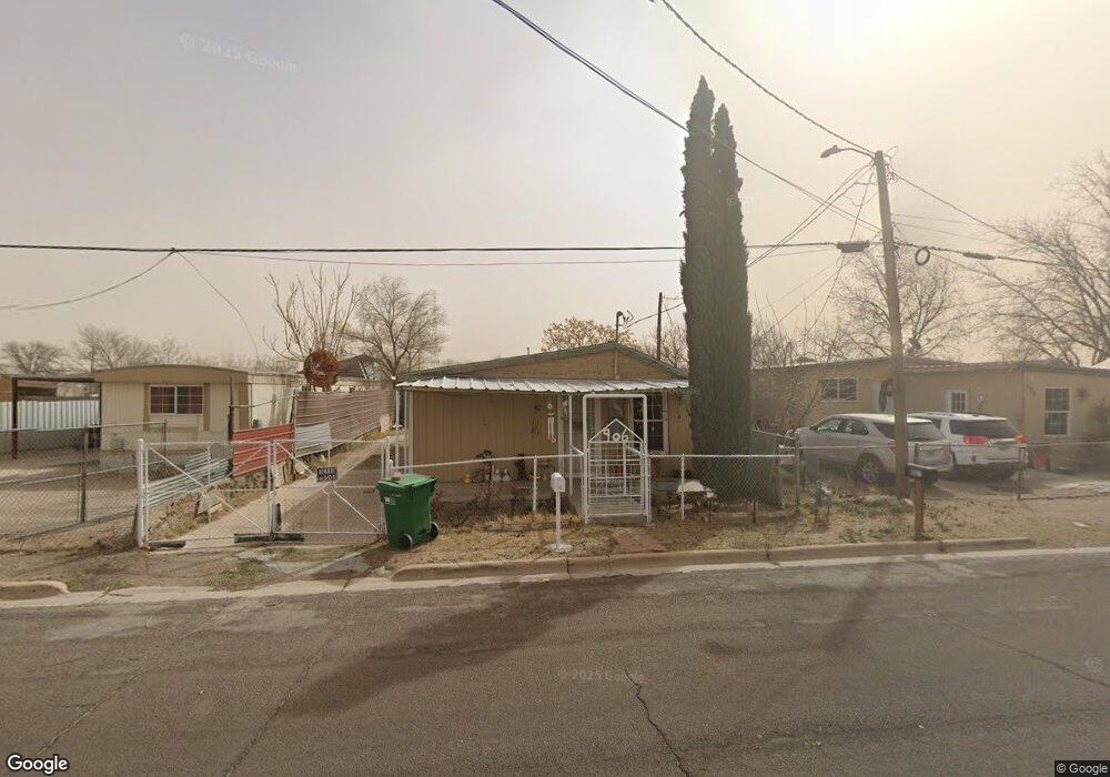 906 N Leech St, Hobbs, NM 88240 - photo 1