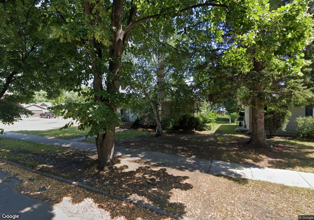 1703 S 19th St, Grand Forks, ND 58201 - photo 1