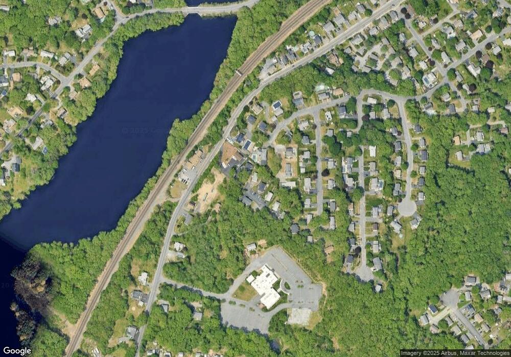 1104 Waverly St, Framingham, MA 01702 - photo 1