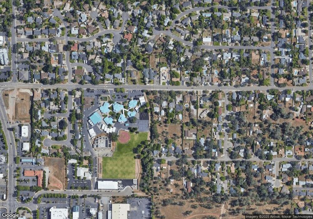 1261 Mistletoe Ln, Redding, CA 96002 - photo 1