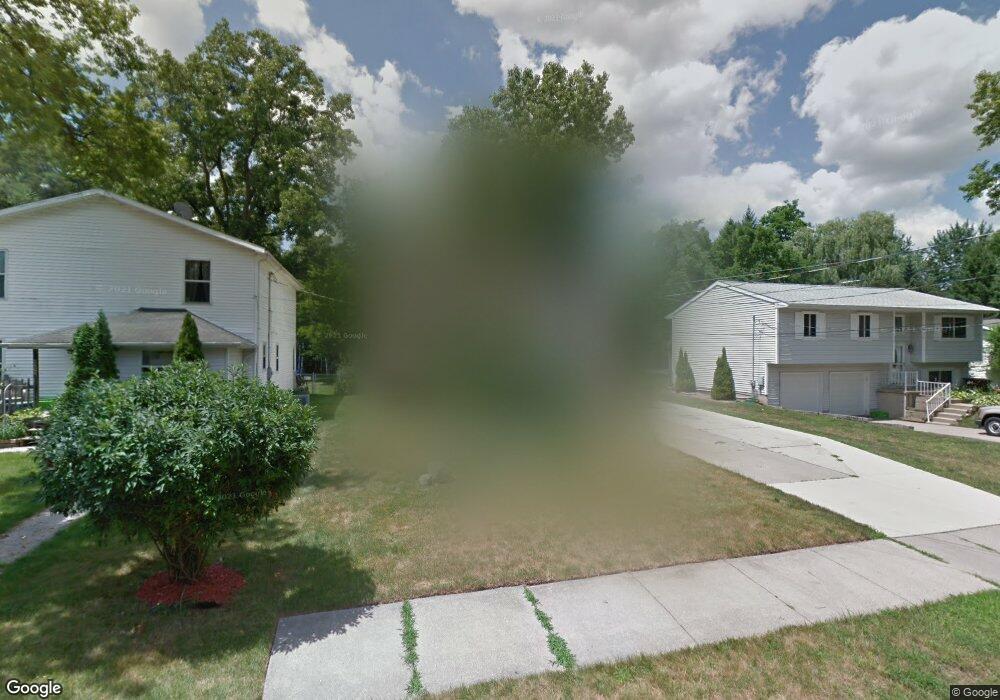 5402 Wexford Rd, Lansing, MI 48911 - photo 1