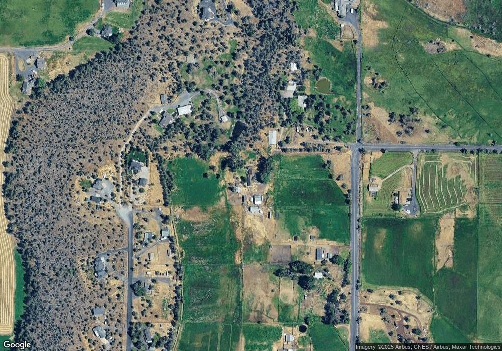 3687 NW Upas Ave, Redmond, OR 97756 - photo 1