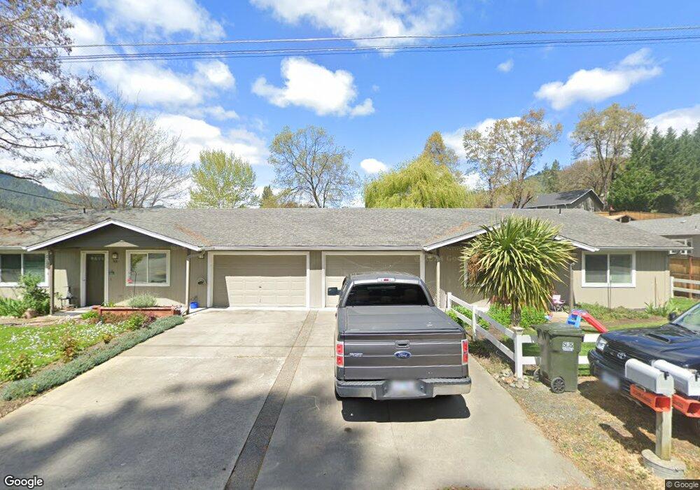 301 4th St, Rogue River, OR 97537 - photo 1