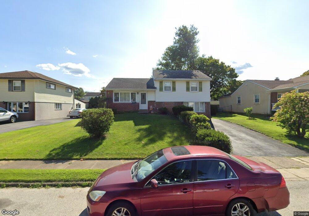 210 Canterbury Dr, Broomall, PA 19008 - photo 1