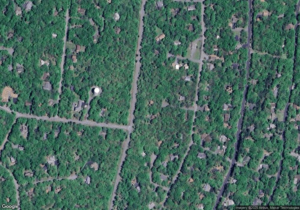 805 Towhee Ct, Hawley, PA 18428 - photo 1