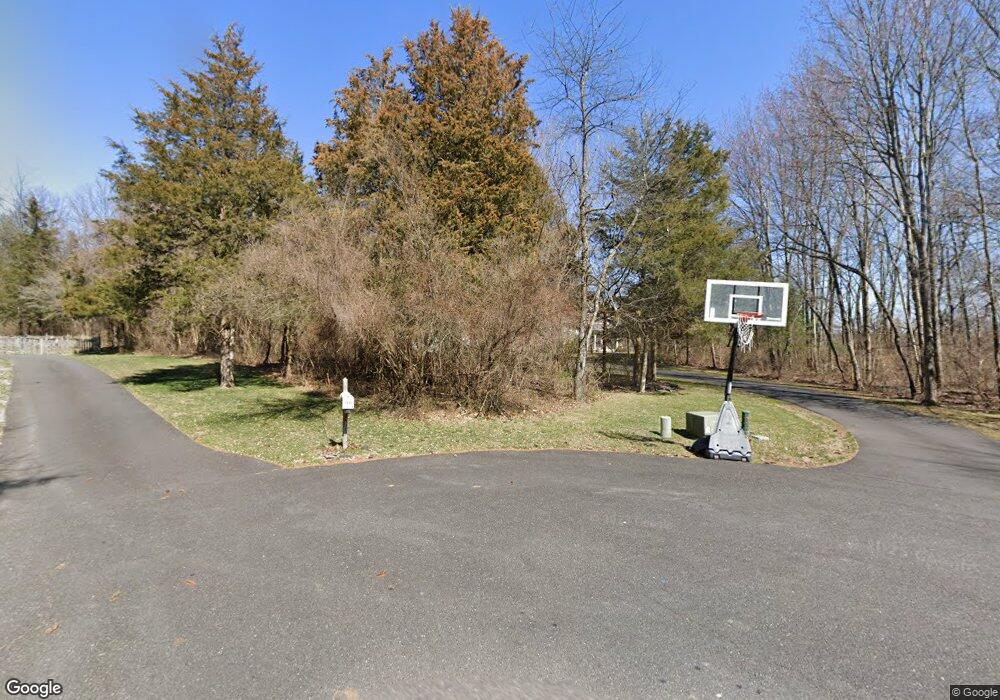 1009 Forrest Ln, Pennsburg, PA 18073 - photo 1