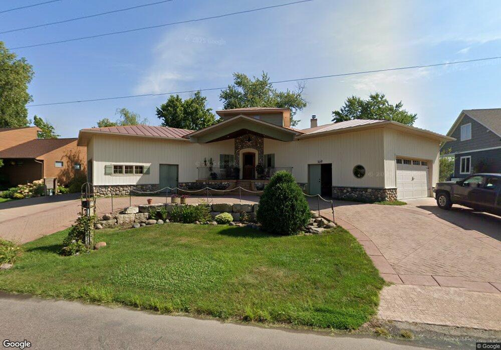 756 Shore Acres Rd, La Crescent, MN 55947 - photo 1