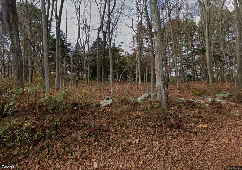 86 Buttonball Rd, Old Lyme, CT 06371 - photo 1