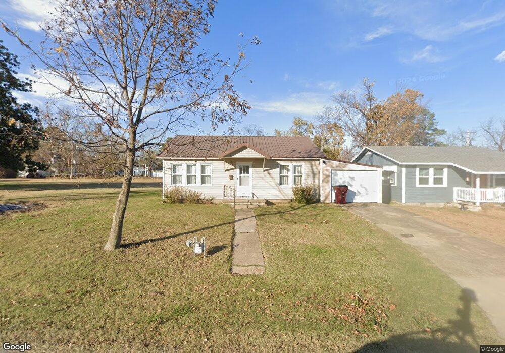 235 E Elm Ave, Eufaula, OK 74432 - photo 1