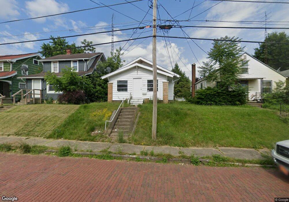 1233 Concord Ave SW, Canton, OH 44710 - photo 1