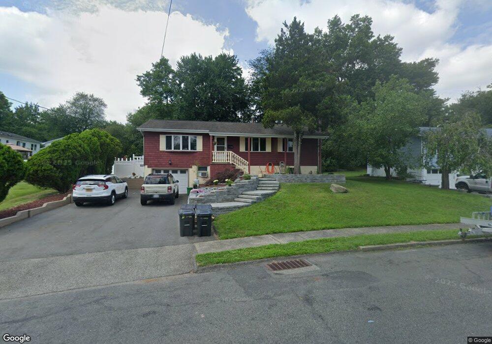 76 Charles St, Tappan, NY 10983 - photo 1