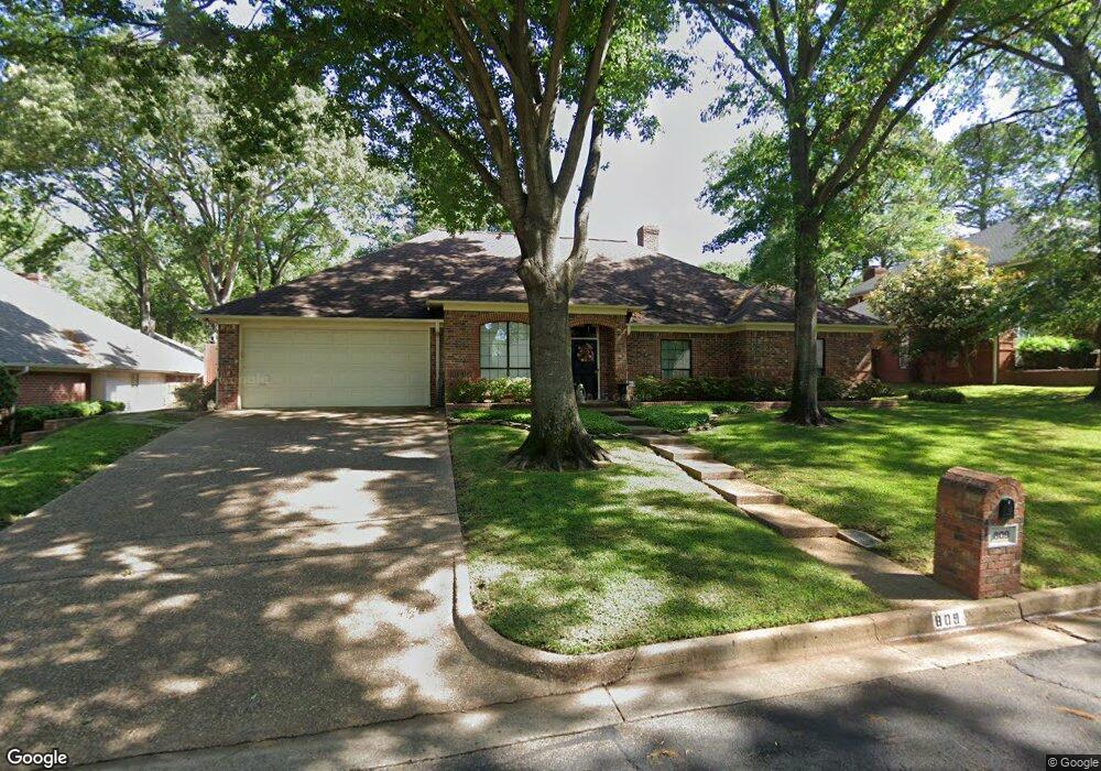 809 Kingswood Dr, Tyler, TX 75703 - photo 1