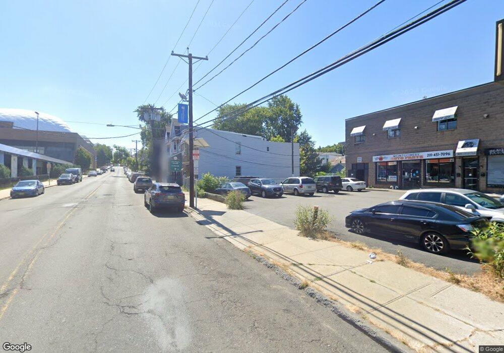 905 Montgomery St, Jersey City, NJ 07306 - photo 1