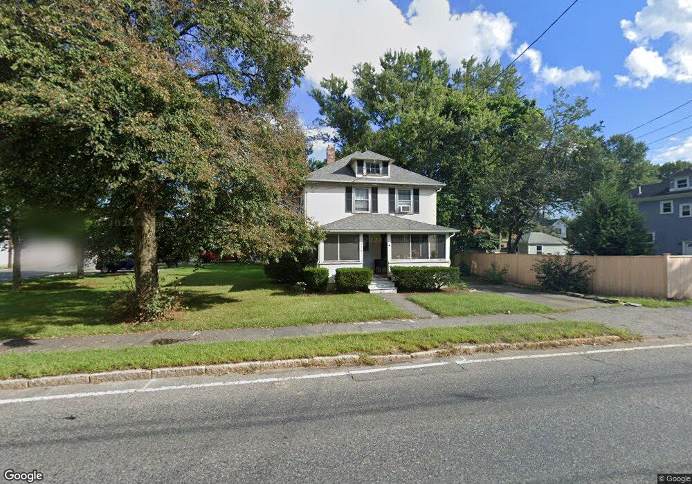 576 Hollis St, Framingham, MA 01702 - photo 1