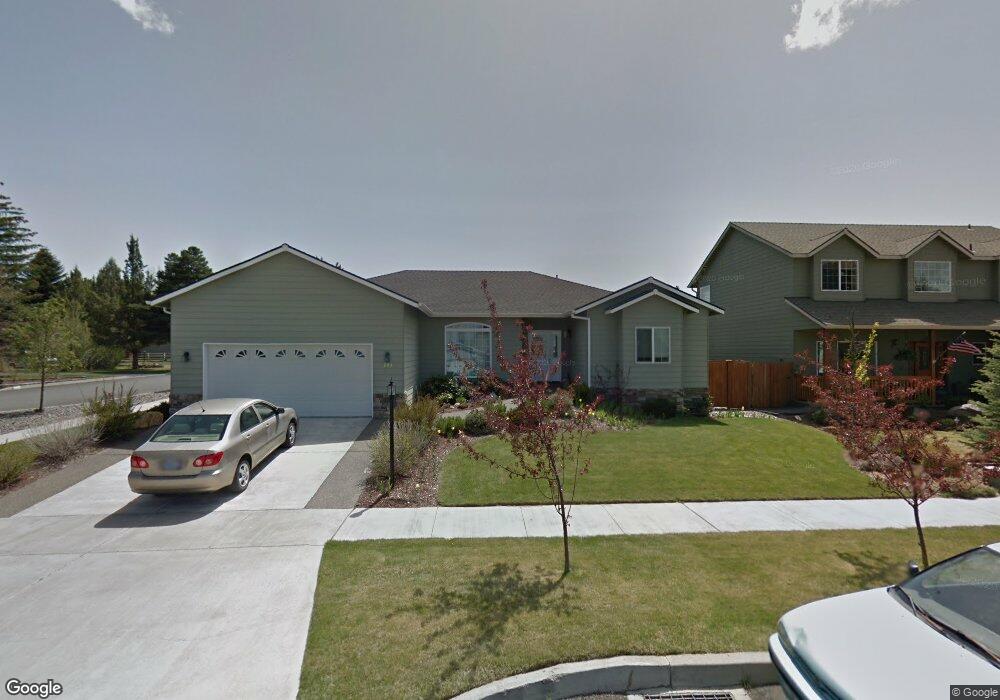 204 SE Soft Tail Dr, Bend, OR 97702 - photo 1