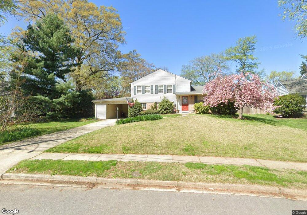 8512 Doter Dr, Alexandria, VA 22308 - photo 1