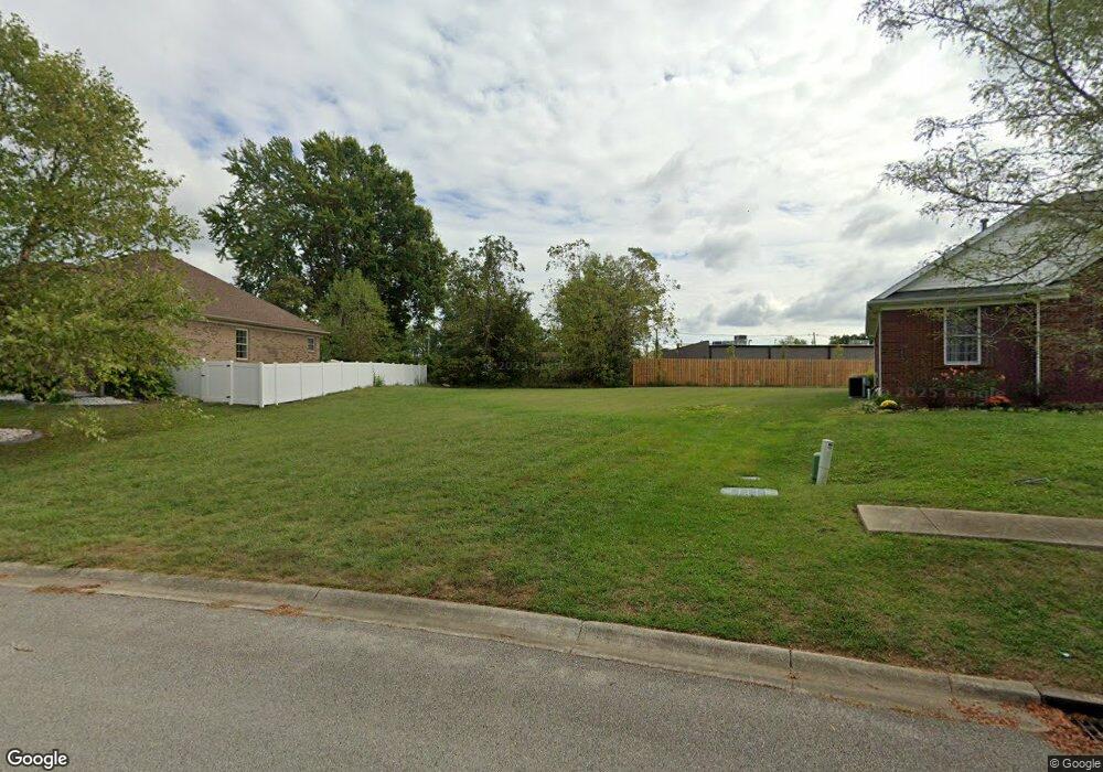 6302 Saskatchewan Dr, Louisville, KY 40228 - photo 1