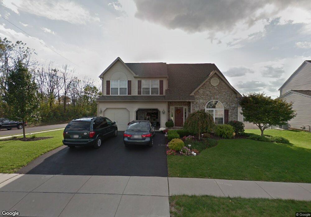 1002 Rosebud St, Reading, PA 19605 - photo 1