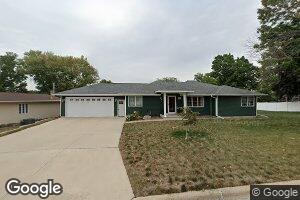 208 Terrace Dr, Hudson, IA 50643