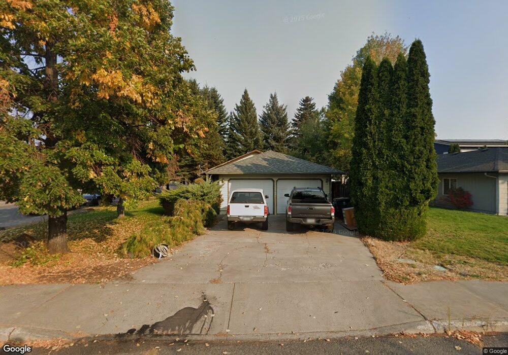 61815 Avonlea Cir, Bend, OR 97702 - photo 1