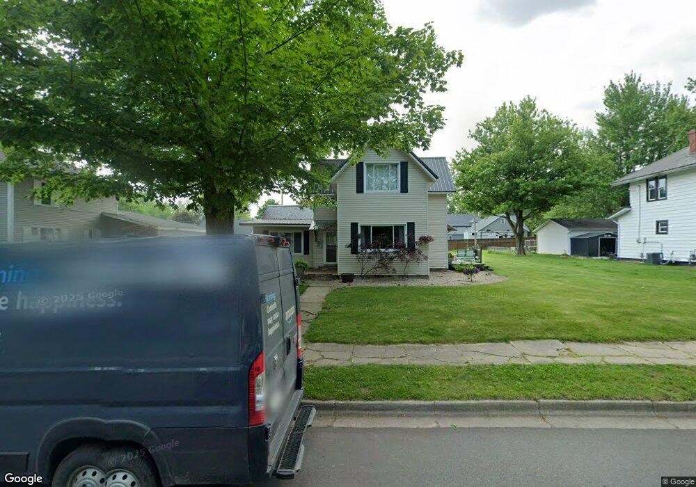 352 N Hartman St, Nappanee, IN 46550 - photo 1