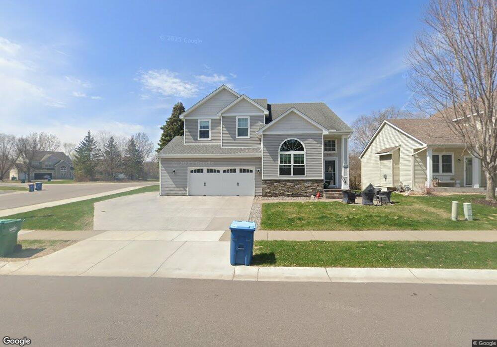 9101 Ranier Ln N, Osseo, MN 55311 - photo 1