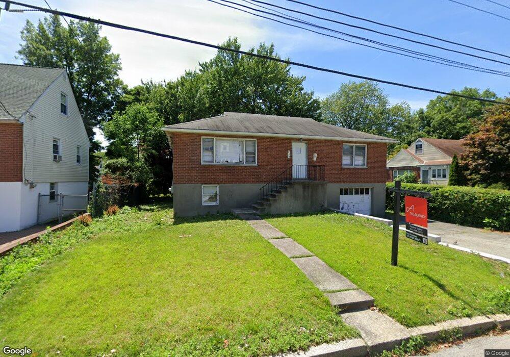 247 Roundhill Dr, Yonkers, NY 10710 - photo 1