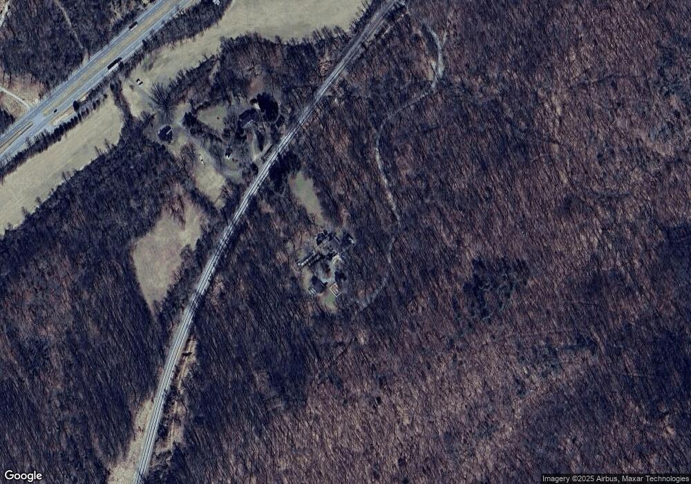 1221 Arrowhead Cabin Ln, Charlottesville, VA 22903 - photo 1