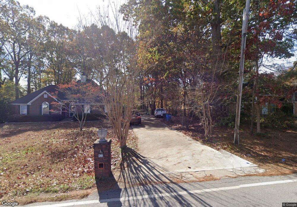 833 Ridgeway Rd, Commerce, GA 30529 - photo 1