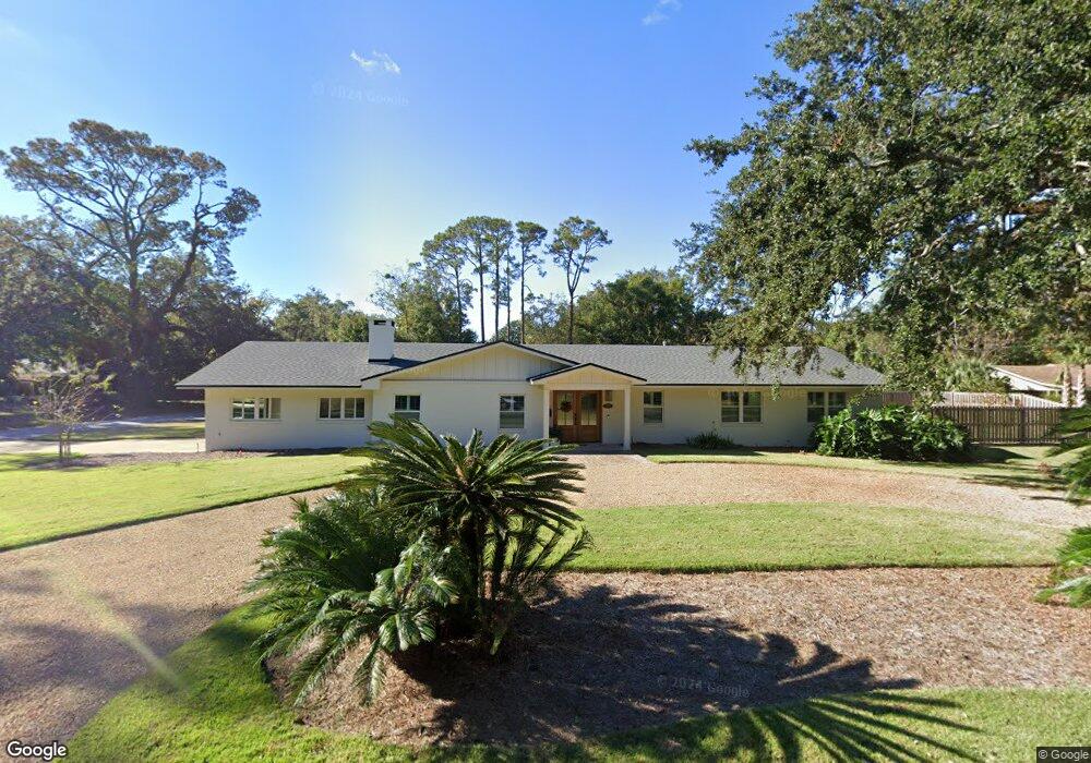 201 Cater St, Saint Simons Island, GA 31522 - photo 1