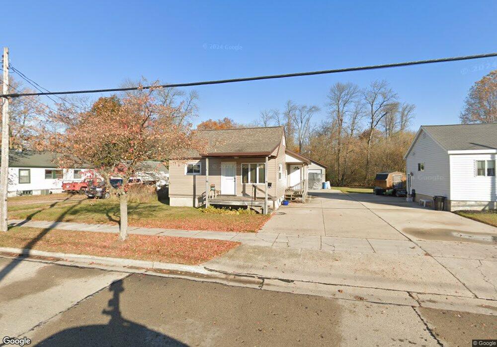 2716 13th St, Two Rivers, WI 54241 - photo 1