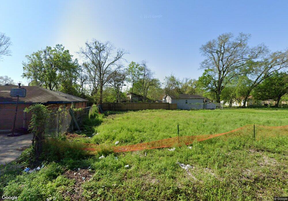 4806 Cruse Rd unit B, Houston, TX 77016 - photo 1