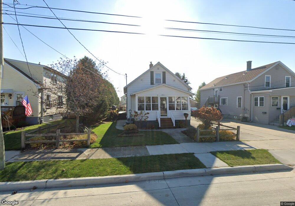 2011 25th St, Two Rivers, WI 54241 - photo 1