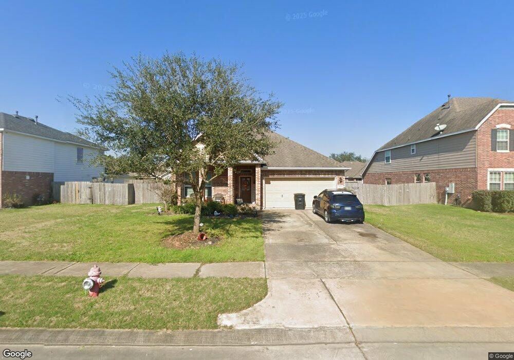 1433 Barras St, Alvin, TX 77511 - photo 1