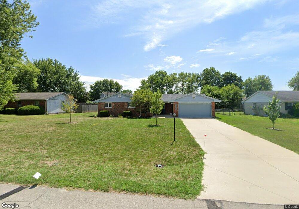 2129 Dale Ct, Columbus, IN 47203 - photo 1
