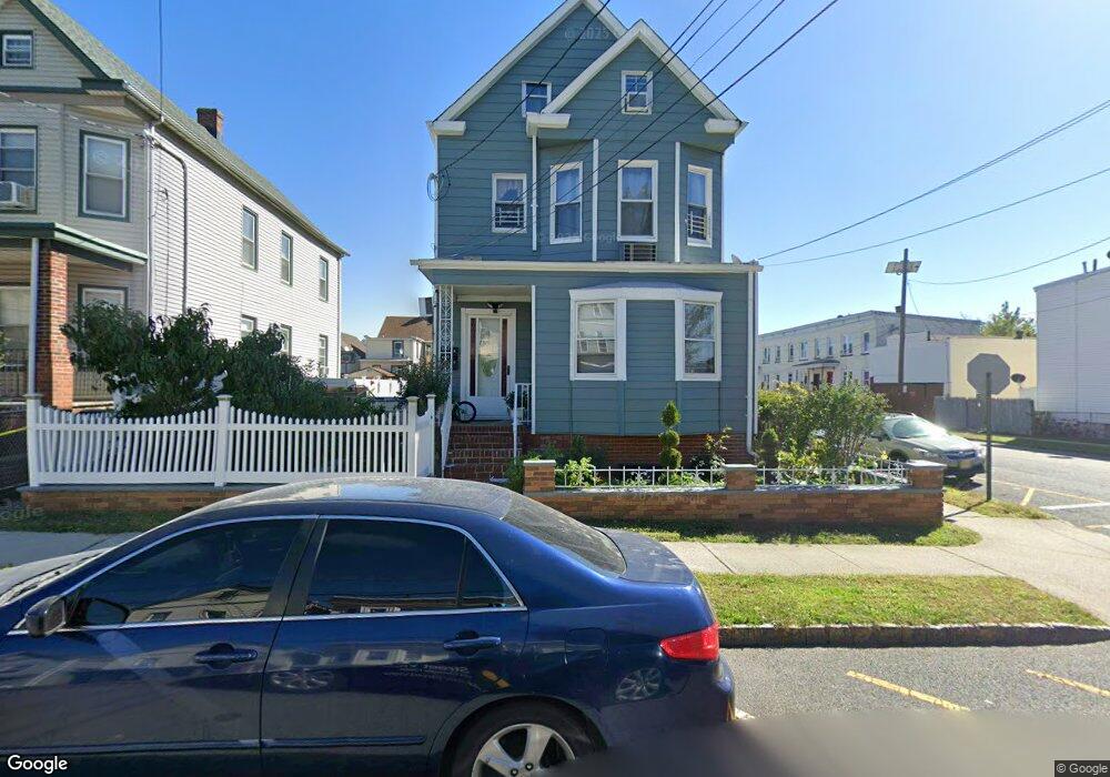 208 Meade St, Perth Amboy, NJ 08861 - photo 1