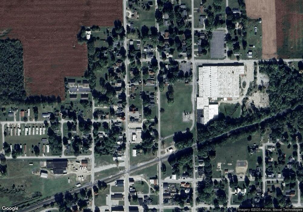 236 N Market St, Andrews, IN 46702 - photo 1