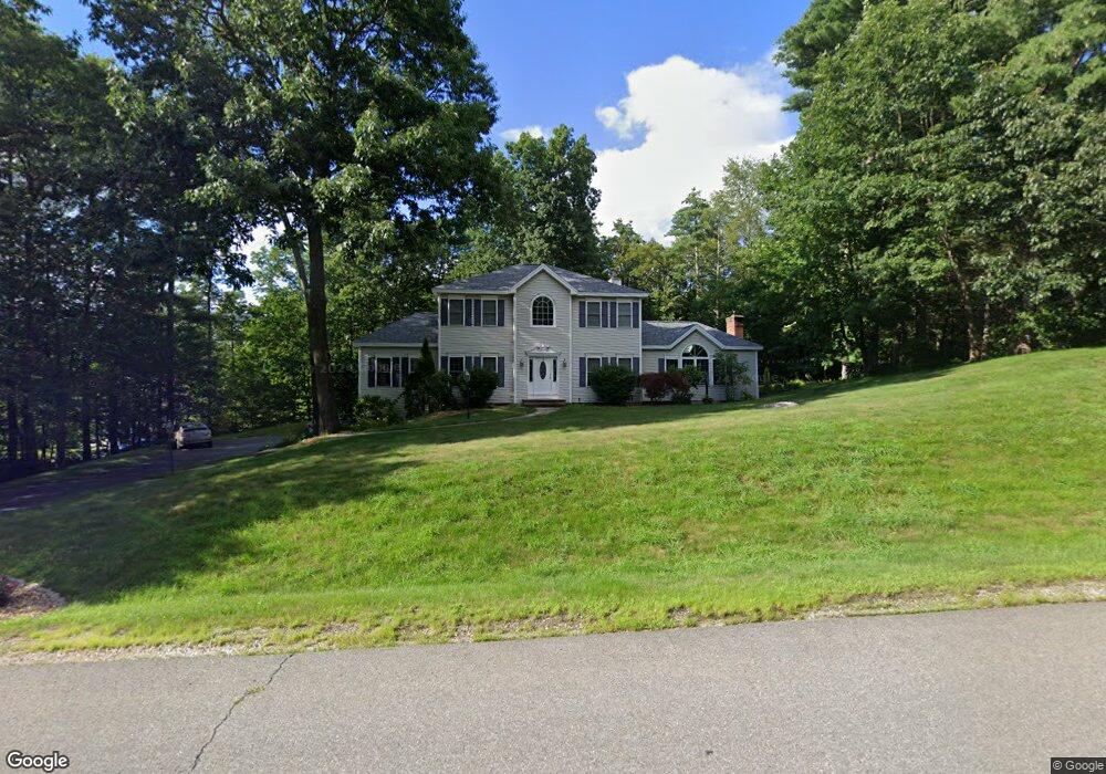 4 Danbury Ct, Londonderry, NH 03053 - photo 1