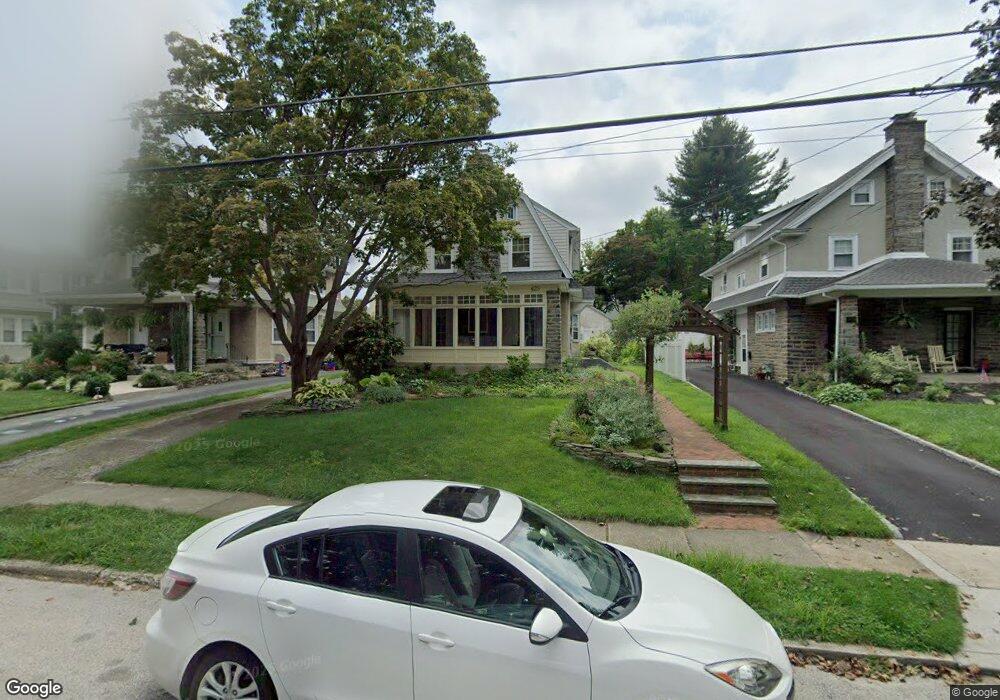 423 Strathmore Rd, Havertown, PA 19083 - photo 1