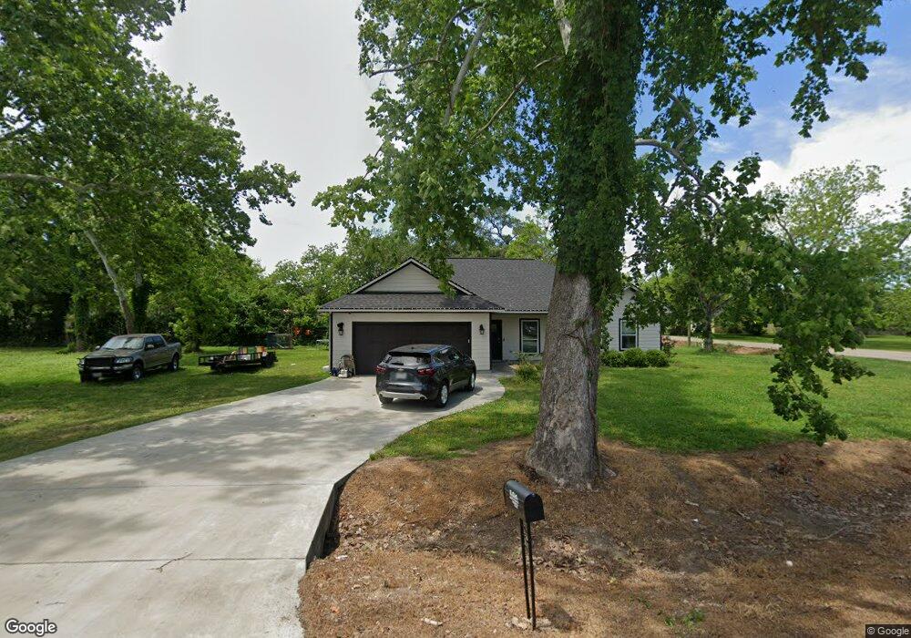 413 W Velasco St, Brazoria, TX 77422 - photo 1