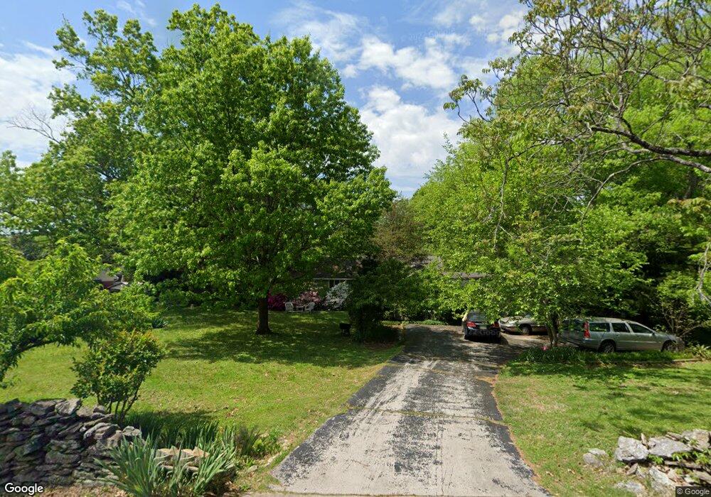 503 Oakwood Dr, Columbia, TN 38401 - photo 1