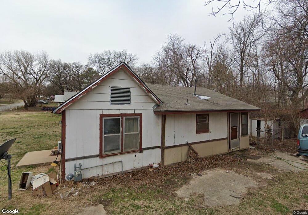 224 E Anna St, Shawnee, OK 74801 - photo 1