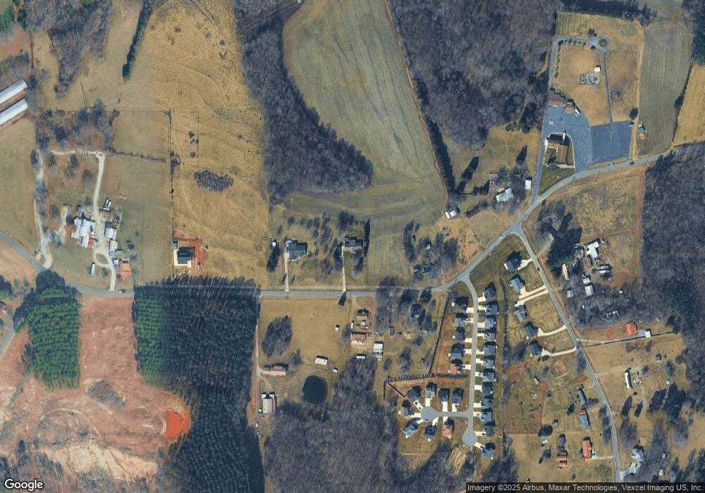 345 Barry Oak Rd, Statesville, NC 28625 - photo 1