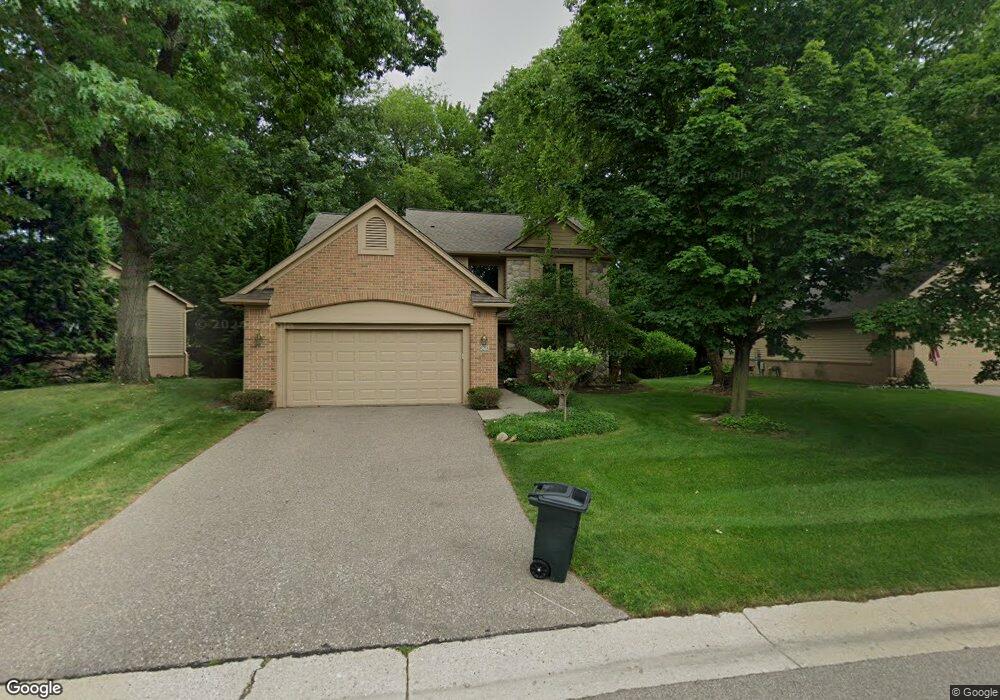 5029 Pheasant Cove unit 5, West Bloomfield, MI 48323 - photo 1