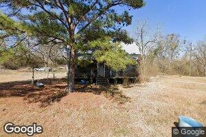 91 SE Railroad St, Milan, GA 31060