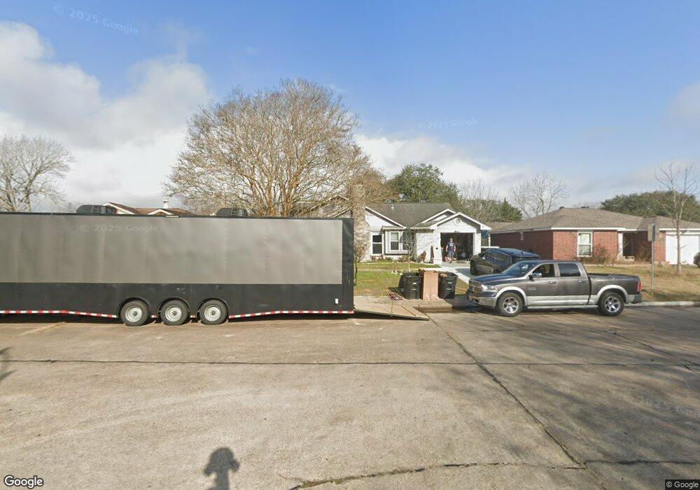 2904 Deer Trail Dr, Alvin, TX 77511 - photo 1