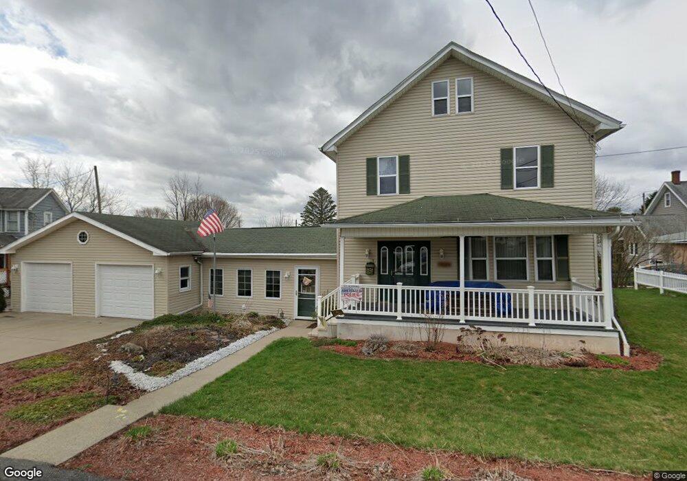 1102 Howell St, Archbald, PA 18403 - photo 1