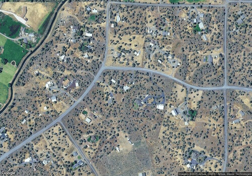 2510 NE Walnut Ave, Redmond, OR 97756 - photo 1