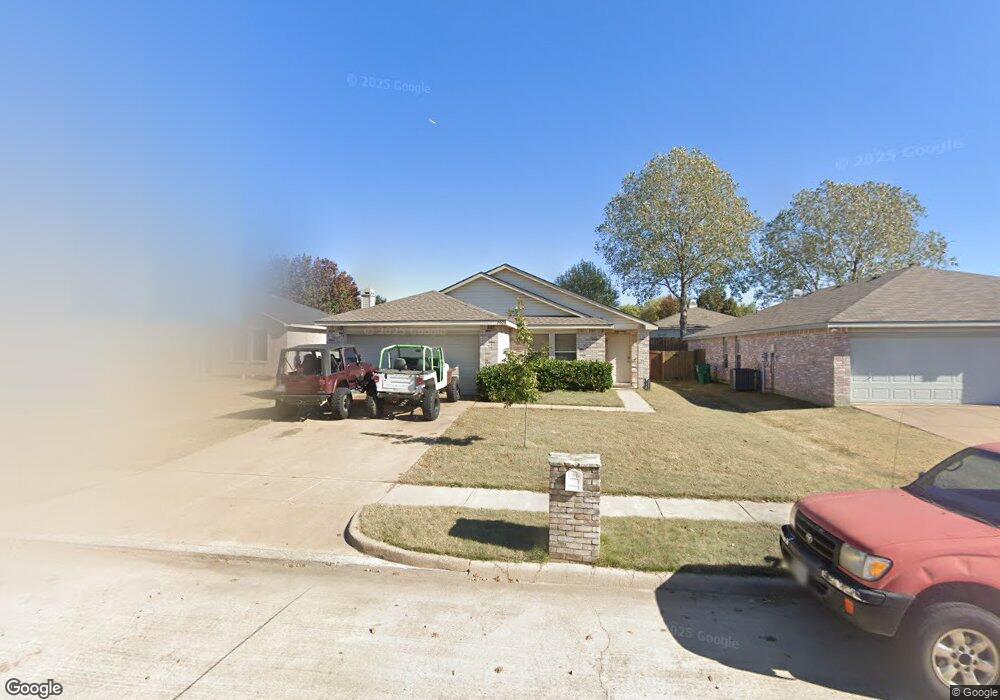 7909 Winding Stream Ln, Denton, TX 76210 - photo 1